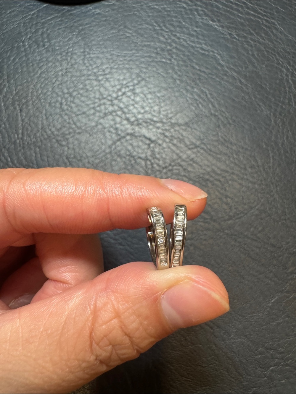 18k diamond heart Huggies